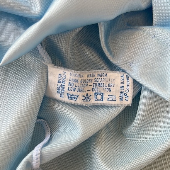 Vintage Vanity Fair Pleated Lace Detail Long Sleeve Button‎ Down Pajama Top - Picture 8 of 10